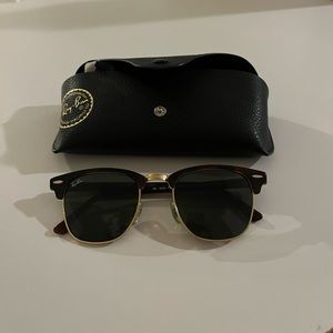 RAY-BAN CLUBMASTERS LIKE NEW
